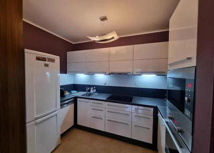 Business - Free Parking Martin